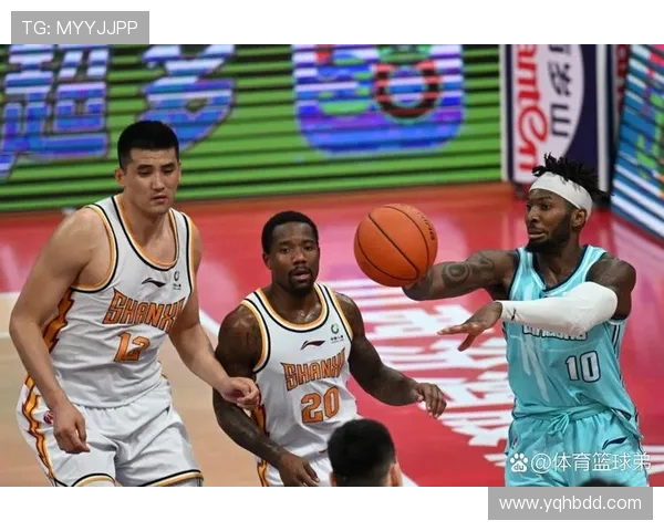 CBA辽宁队与北京队精彩对决瞬间回顾及赛场氛围全景展示